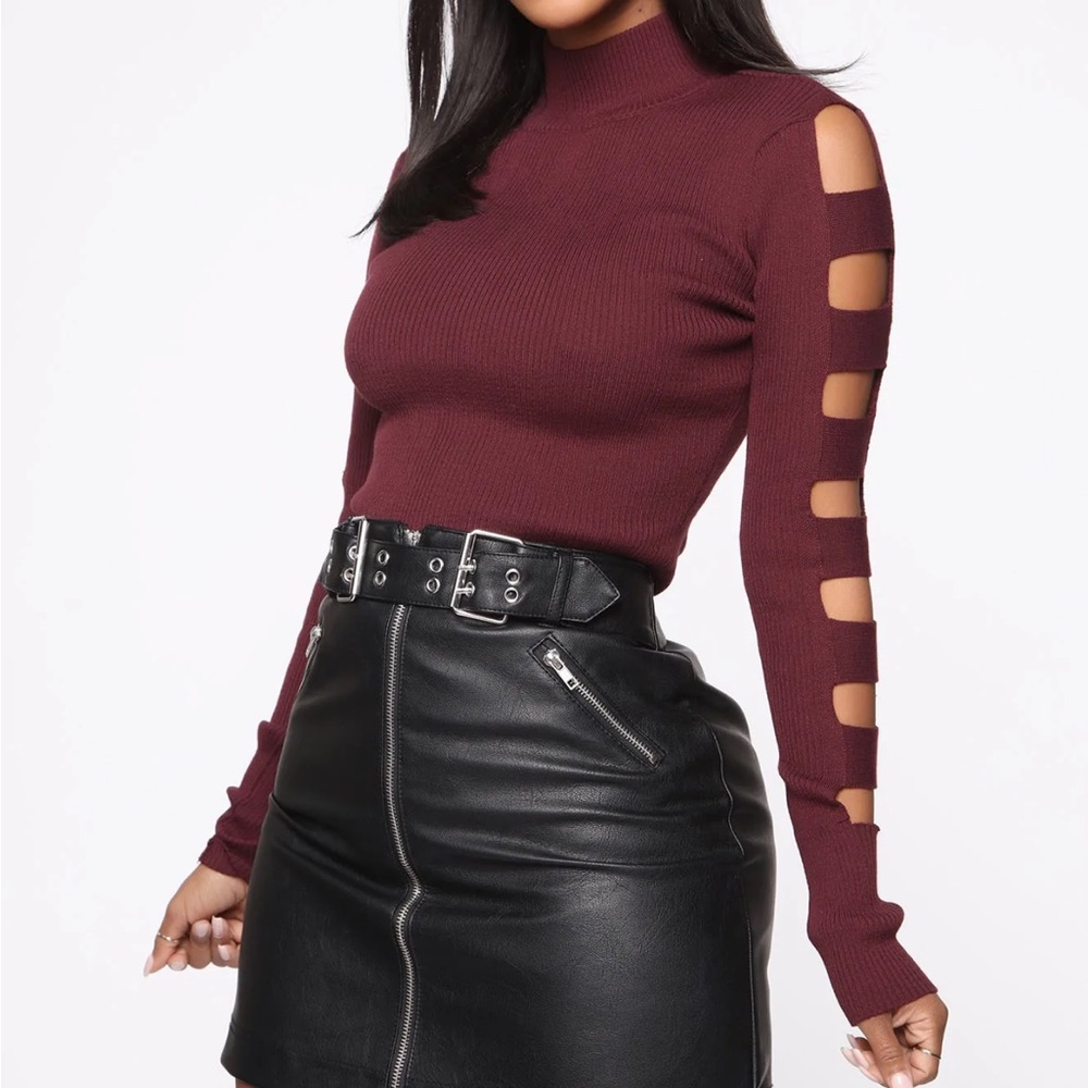 NWT Burgundy Ribbed Sweater